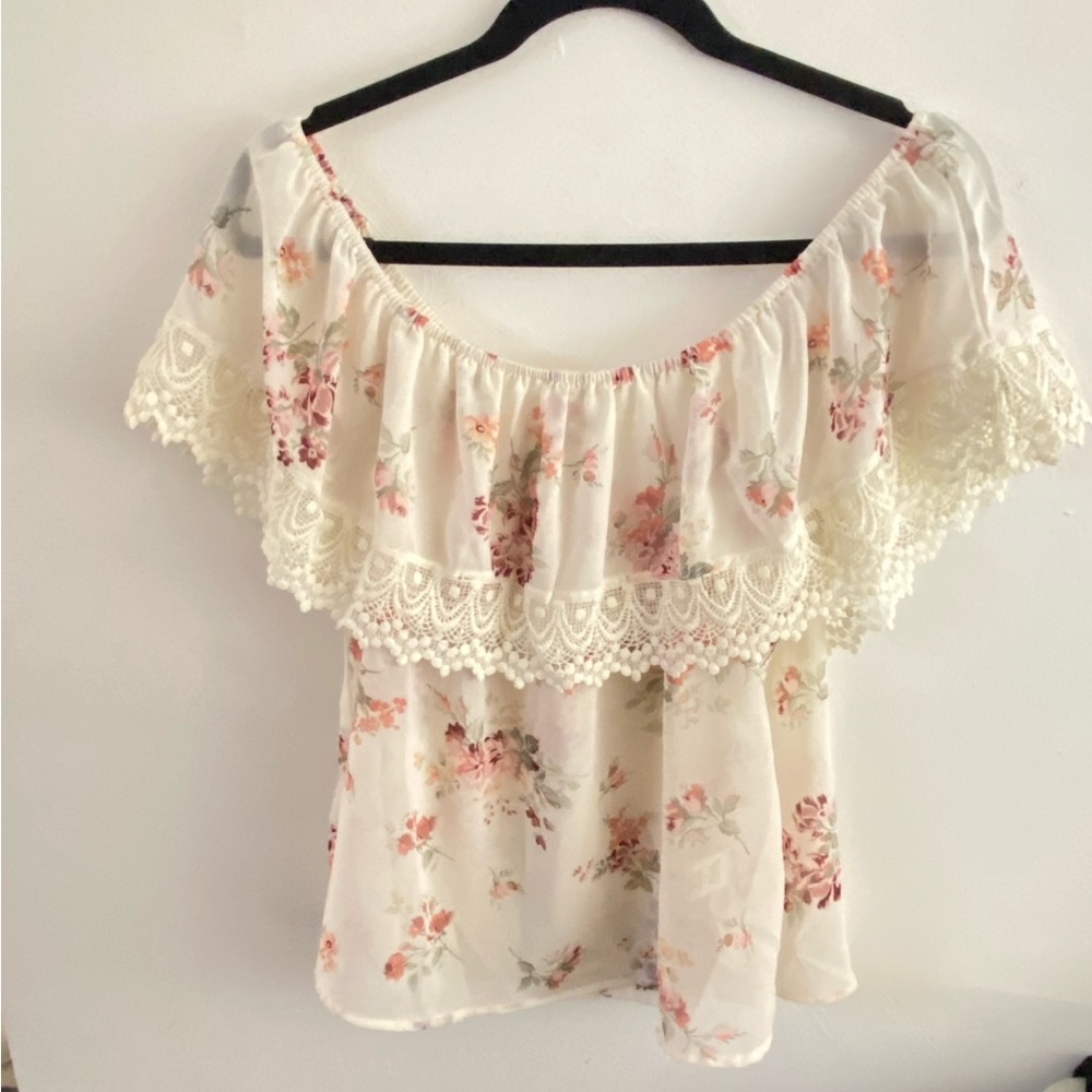 Live 4 Truth Floral off the Shoulder Blouse Top Size Large